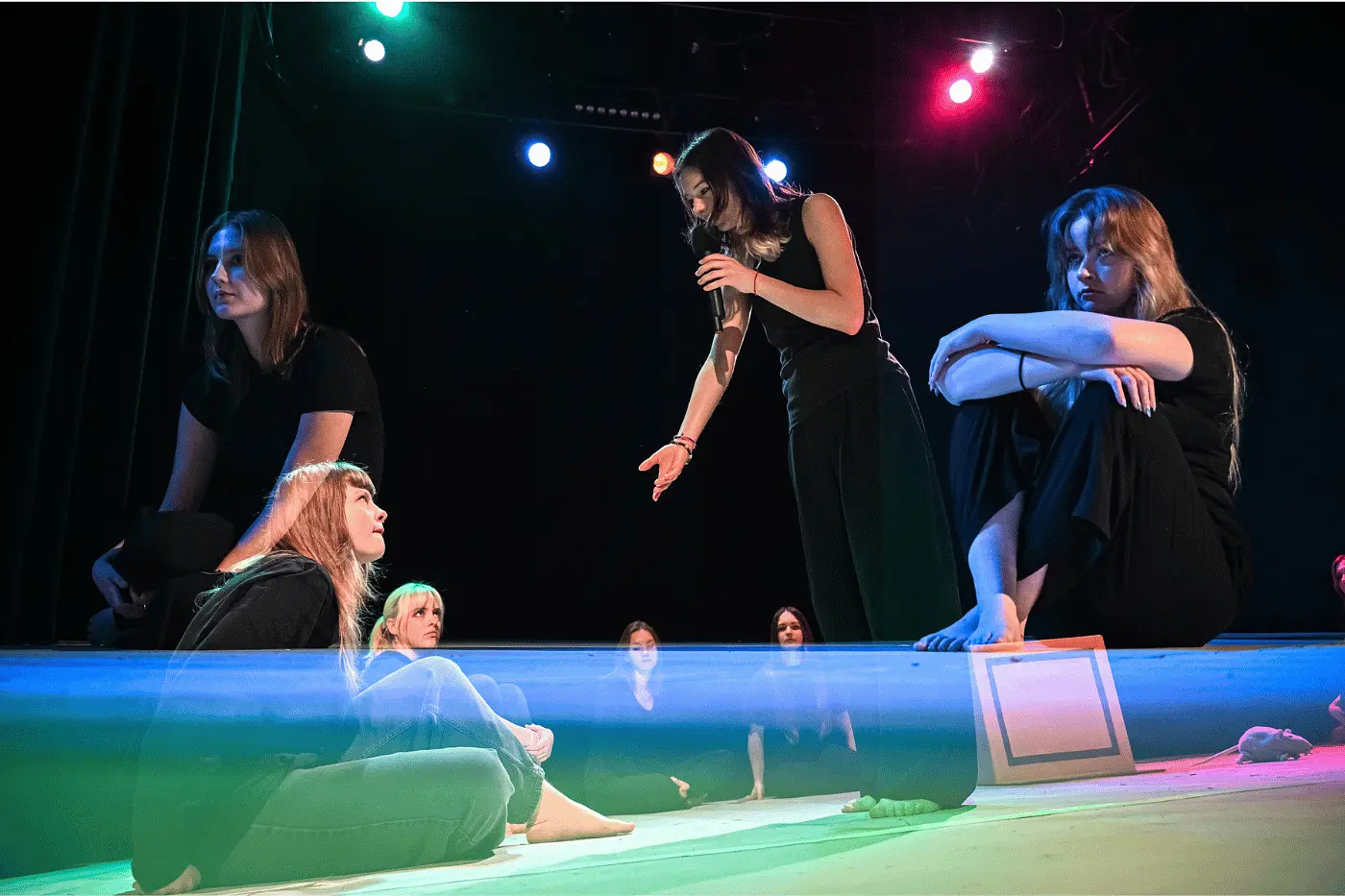 Jaunimo teatro studija kviečia 